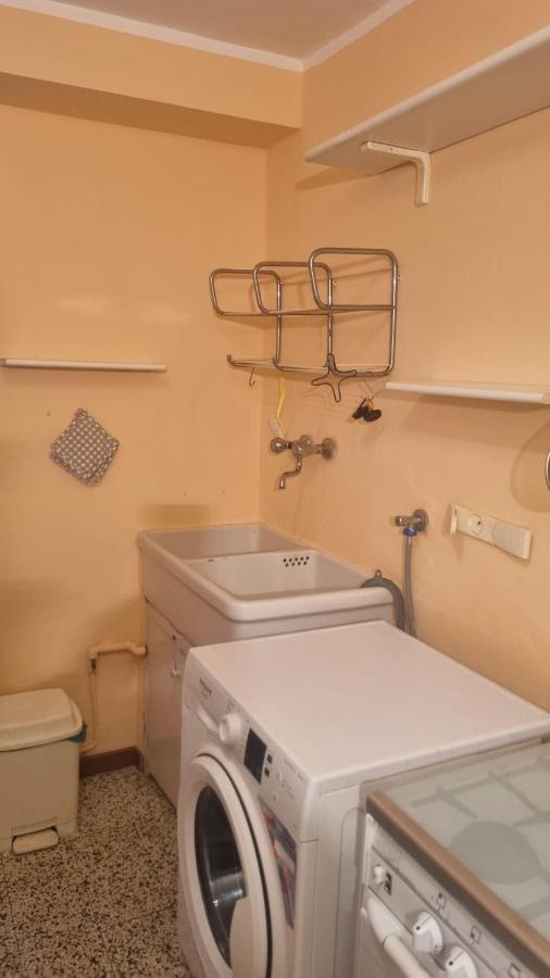 Silvy Apartemen Parma